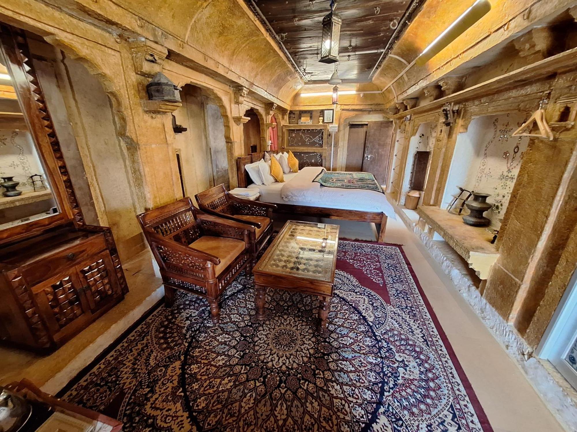 Desert Haveli Guest House Jaisalmer Ngoại thất bức ảnh